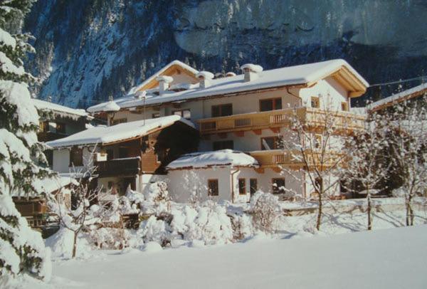 Gästehaus Rieser Mayrhofen Exterior foto